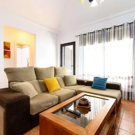 Pretty Holiday In Playa Blanca With Private Pool Casa vacanze