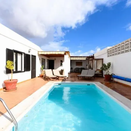 Pretty Holiday In Playa Blanca With Private Pool