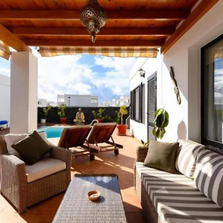 بيت للعطل Pretty Holiday In Playa Blanca With Private Pool بلايا بلانكا